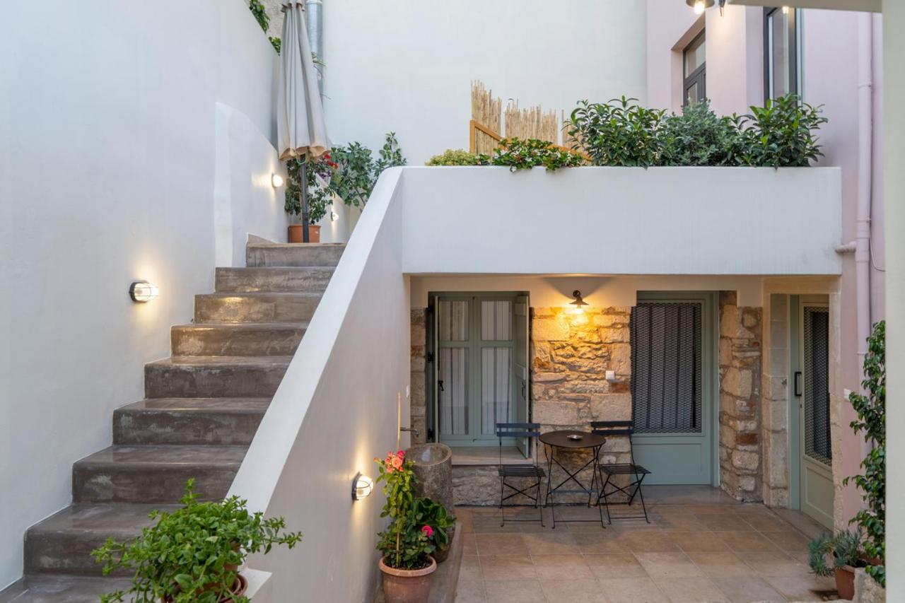 Quattro Domus 4-Historical Townhouse Apartment Heraklion  Exterior photo